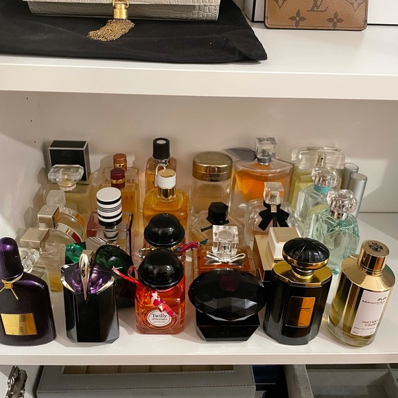 Meet your Posher, Zoe - Picture 2 of 10